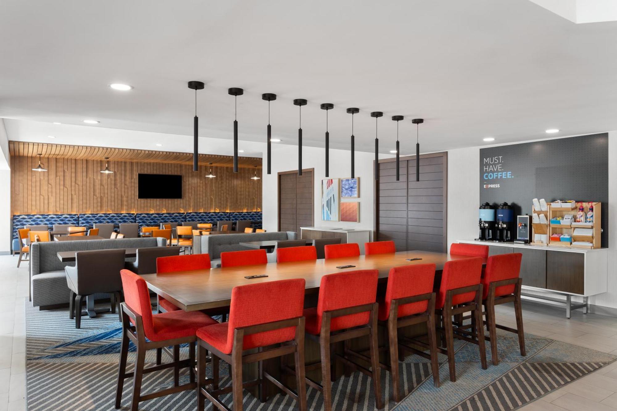 Holiday Inn Express Atlanta Airport - North, An Ihg Hotel College Park Eksteriør billede