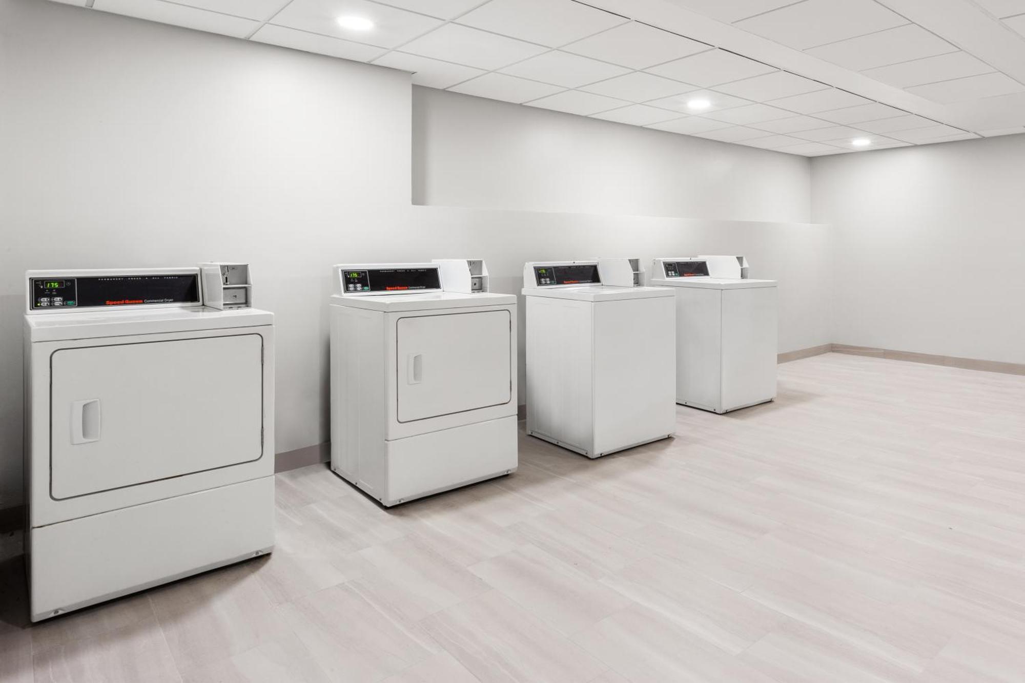 Holiday Inn Express Atlanta Airport - North, An Ihg Hotel College Park Eksteriør billede